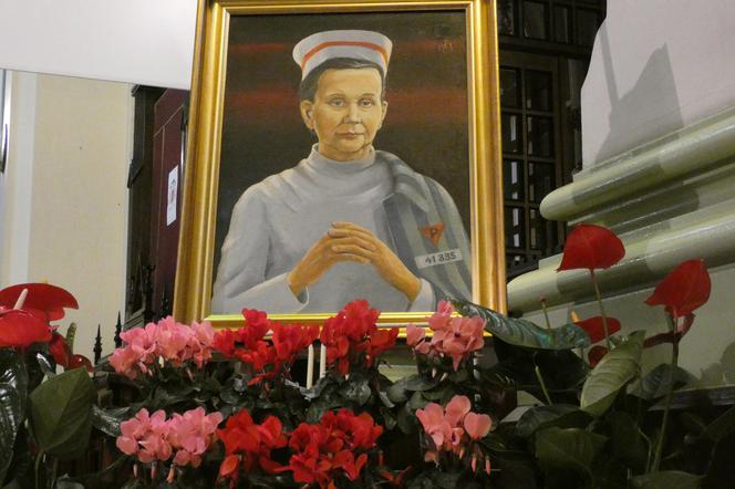 Księga Stanisławy Leszczyńskiej wyłożona jest w kościele Wniebowzięcia Najświętszej Maryi Panny