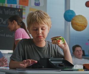 Nietknięty lunchbox wraca ze szkoły? To nie musi być wina tego co jest w środku