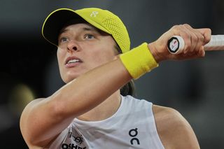 Fatalne wieści dla Igi Świątek tydzień przez Roland Garros! Czarny scenariusz się sprawdził