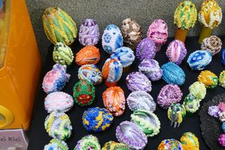 Walczy z depresją tworząc wielkanocne ozdoby. „To uratowało mi życie”