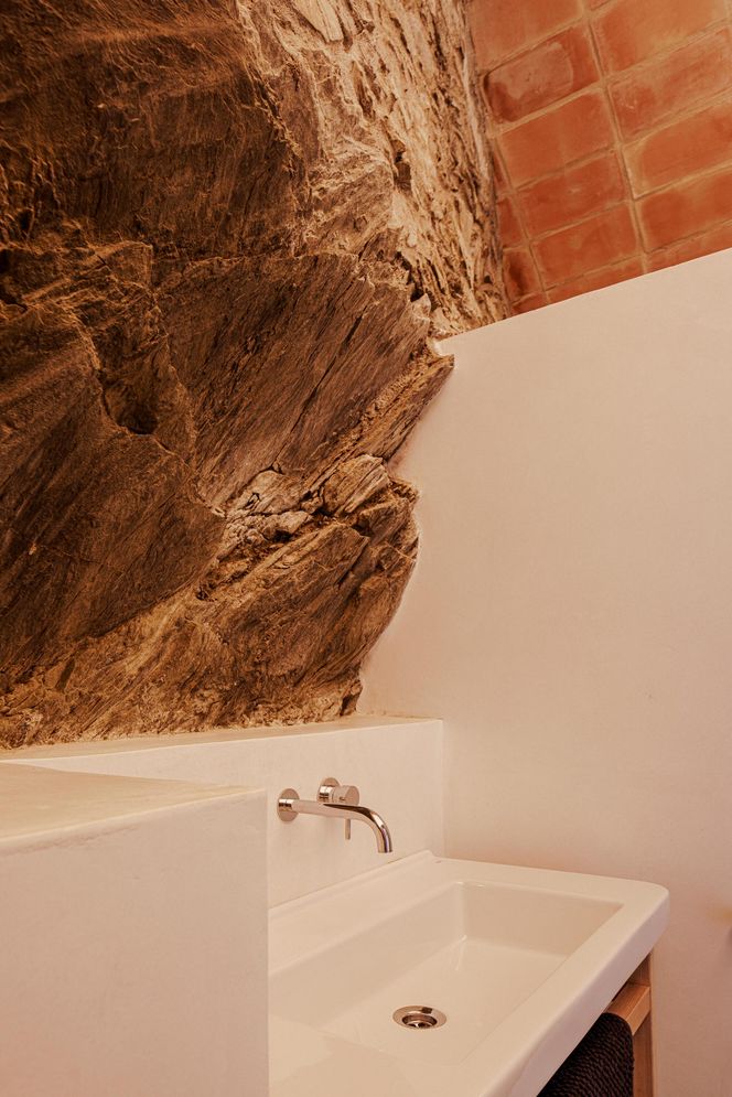 Dom Rybaka w Cadaqués, Hiszpania. Autorzy projektu: Bea Portabella i Jordi Pagès