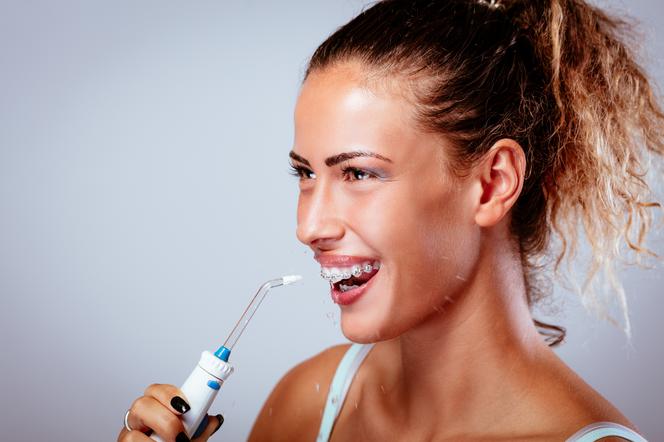 Irygator do zębów - urządzenie do pielęgnacji jamy ustnej