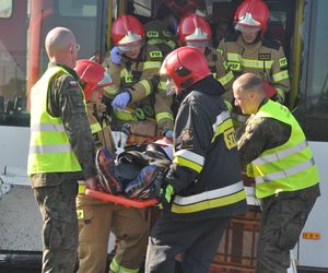 Zamachowiec, płonący autobus i dużo rannych. Służby w akcji!