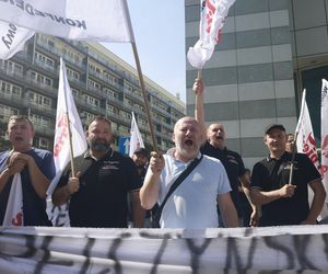 Górnicy i hutnicy ze Śląska wyszli na ulice stolicy. Broniąc górnictwa, bronimy Polski