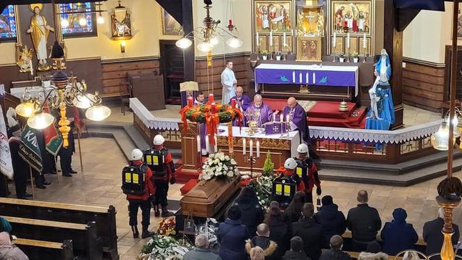 Pogrzeb górnika z kopalni Bielszowice
