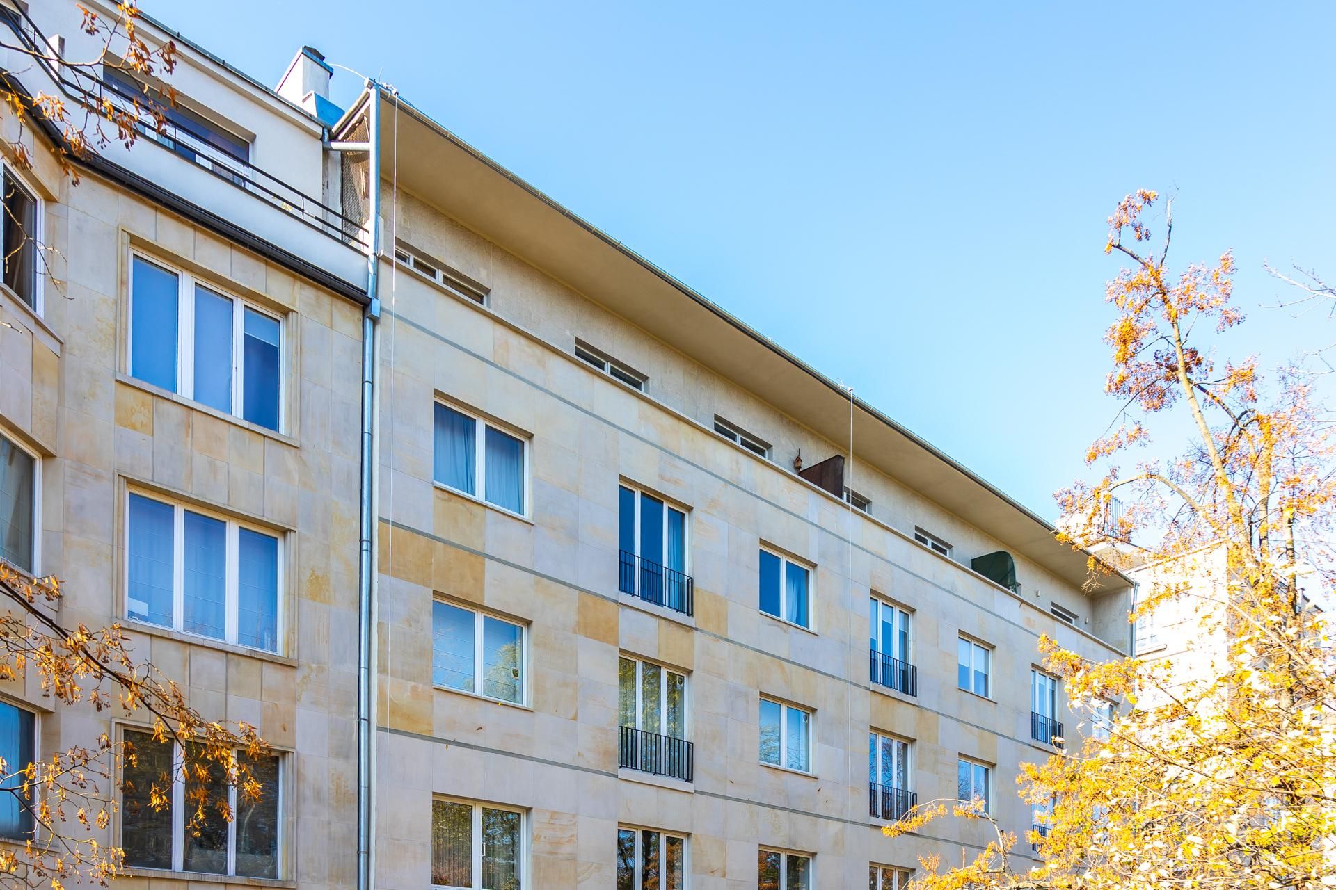 Kamienica na ul. Konopnickiej 5 w Warszawie