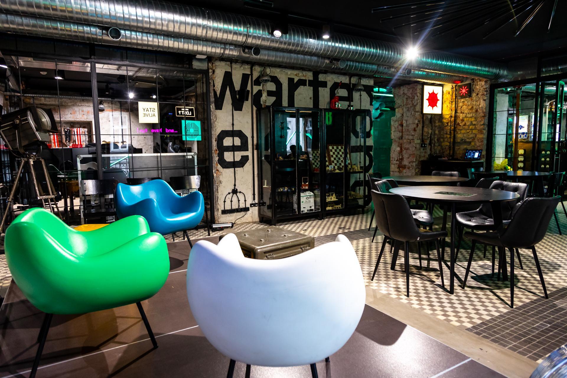 Pub H.4.0.S. Warszawa – widok z podium