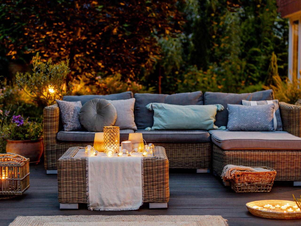 Jak przygotować taras z drewna na jesień i zimę?