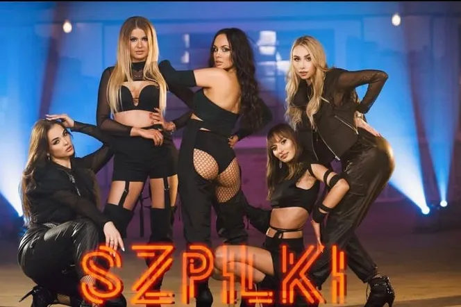 Seksowne wokalistki zespołu Szpilki pokazały zdjęcie, które wywołało sporo zamieszania. Fani nie mogą doczekać się kolejnych