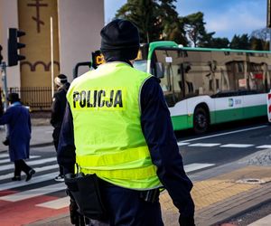 Wszystkich Świętych w Białymstoku: policja wprowadza zmiany w ruchu i ostrzega kierowców