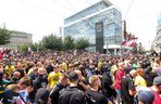 Protest przeciwko imigrantom.Tysiące kibiciów na ulicach Katowic