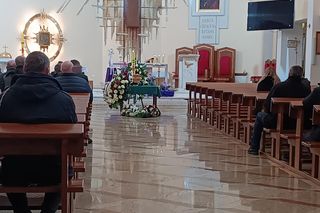 Bogdan zastrzelił żonę Barbarę i uciekł. Tak zginął były policjant, prokuratura podała szczegóły