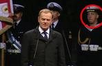 Premier Tusk przemawia na Westerplatte, a żołnierz ZIEWA