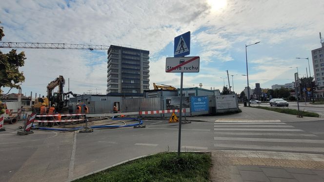 Od lat jest nieczynny i straszy wyglądem. Jaka przyszłość czeka dworzec autobusowy w Olsztynie?