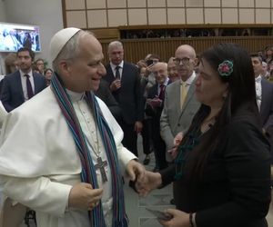 Papież Leon XIV na spotkaniu z dziennikarzami 