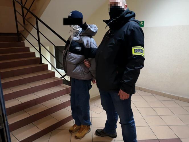 14-latkowie okradali seniorów metodą "na policjanta"