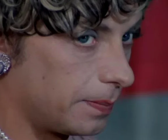 Sprawdzamy, czy dobrze znasz cytaty z filmów Barei [QUIZ]