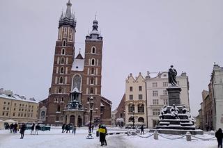 Śnieg i mróz w Krakowie. Jaka będzie pogoda na weekend 16-18 grudnia? IMGW wydało kolejne ostrzeżenia