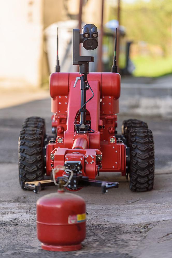 Wielkopolscy strażacy będą pracować z robotem! Ma na imię IBIS i jest jedyny w województwie!