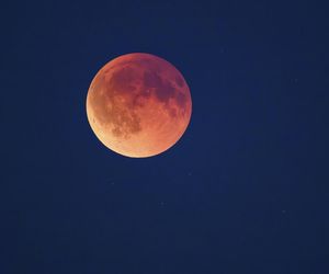 Krwawy Księżyc. Całkowite zaćmienie Księżyca obserwowane na całym Świecie