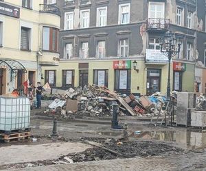 Tysiące pocztówek ruszyło w Polskę. Dolny Śląsk walczy o powrót turystów