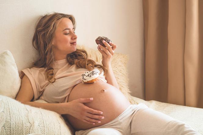 Czy kobieta w ciąży może jeść słodycze?