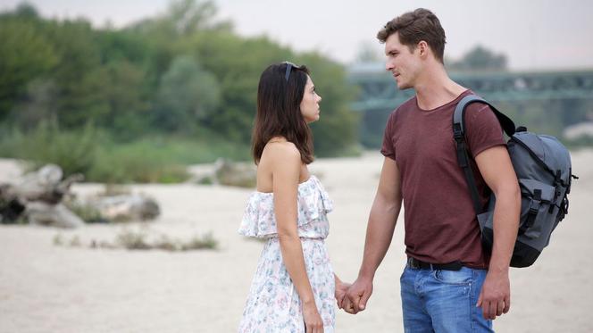 M jak miłość odcinek 1413, Iza (Adriana Kalska), Marcin (Mikołaj Roznerski)