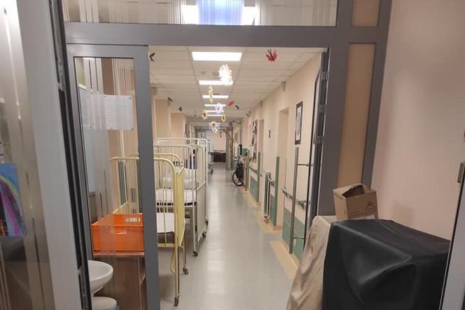Fatalne warunki w szpitalu dziecięcym w Olsztynie? Matka: zabiegi wykonywane są na żywca