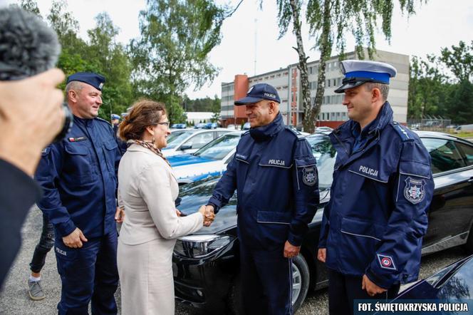 Świętokrzyska policja odebrała nowe radiowozy