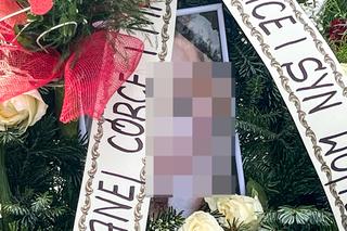 Edyta spoczęła w grobie. Wzruszająca wiązanka od synka Wojtusia