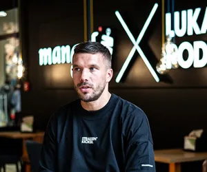 Lukas Podolski szuka ludzi do pracy. Daje minimum 2500 Euro