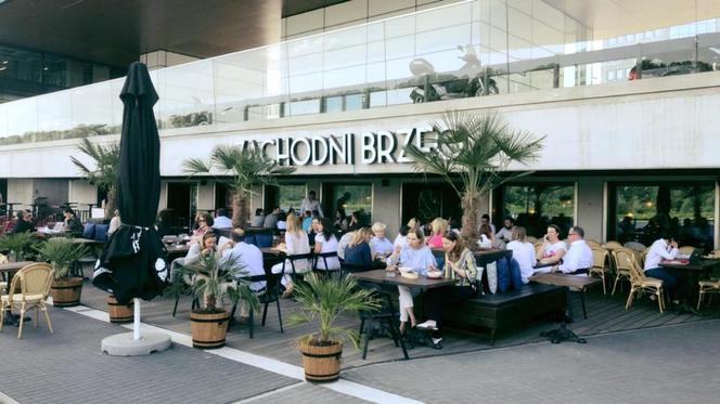 Zabierz mamę na kolację! Oto TOP 10 restauracji, które warto odwiedzić w Dzień Matki 2018 [GALERIA]