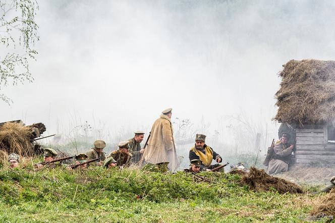 Imponująca rekonstrukcja bitwy pod Gorlicami: Zobacz zdjęcia! [GALERIA]
