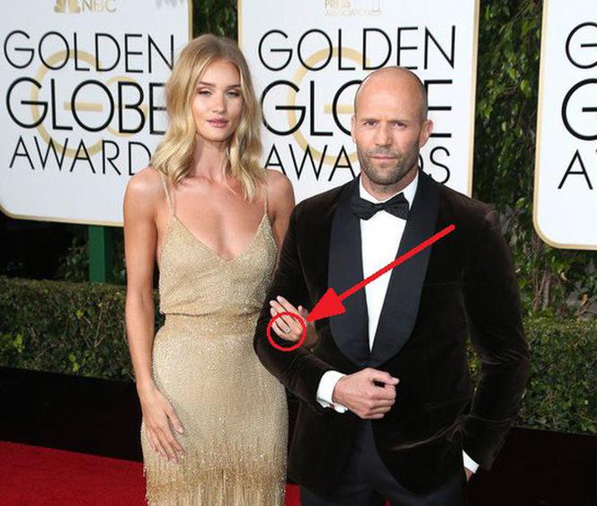 Jason Statham i Rosie Huntington-Whiteley ZARĘCZYLI SIĘ! Rosie pochwaliła się pierścionkiem!
