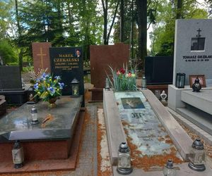 Aleja Zasłużonych Doły