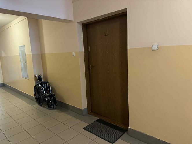 Tragedia w Poznaniu! W mieszkaniu znaleziono zwłoki ojca i syna