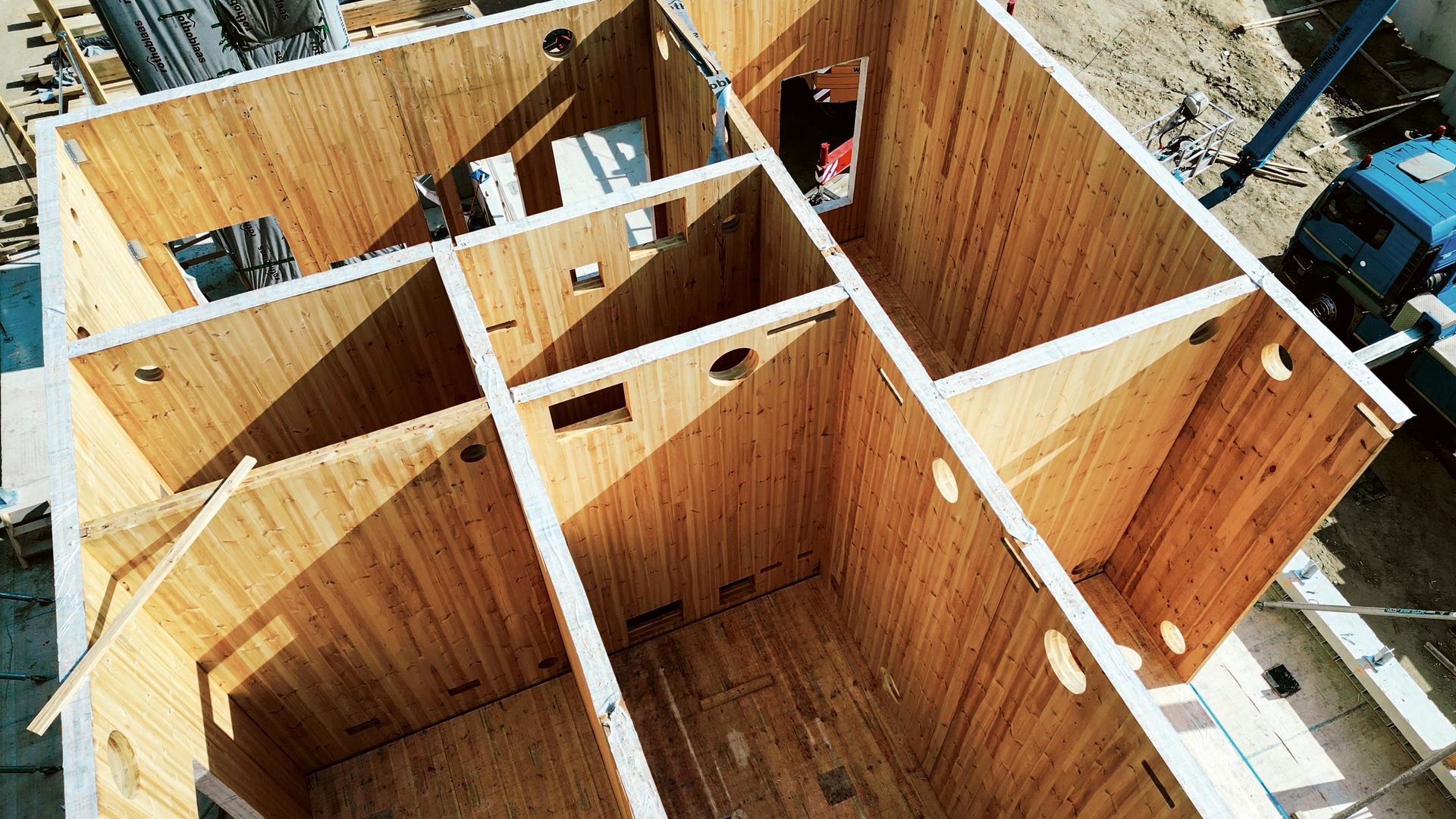 Drewniany biurowiec w Wielu