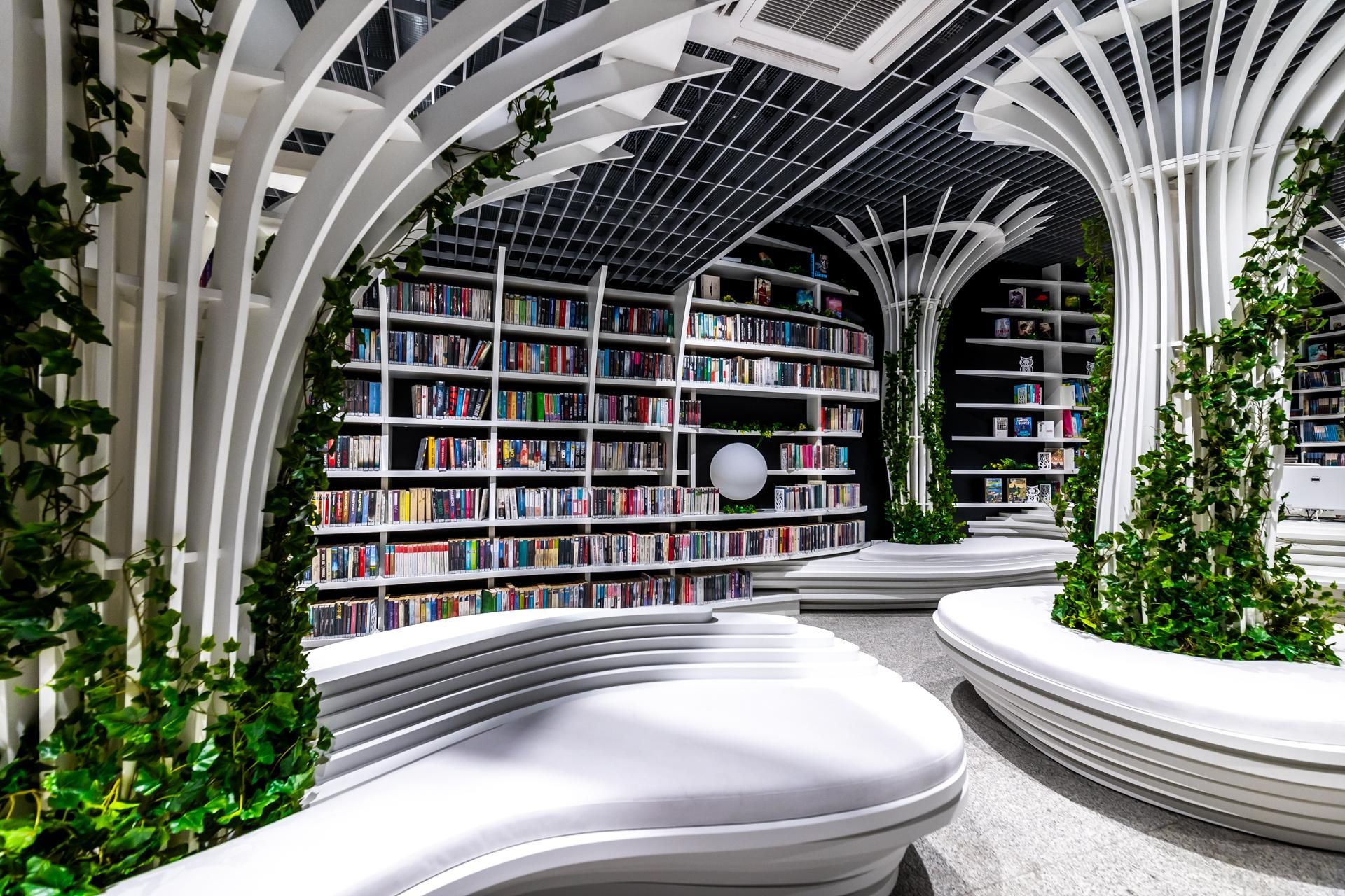 Metroteka – biblioteka na stacji metra M2 Kondratowicza w Warszawie