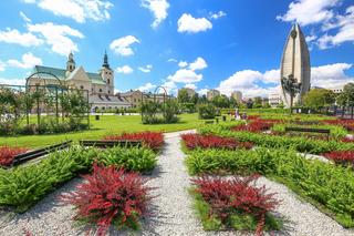 W tych miastach żyje najwięcej ludzi. W rankingu są niespodzianki
