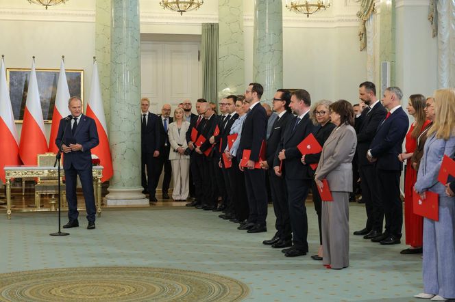 Zmiany w polskim rządzie. Prezydent powołał nowych ministrów