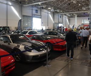 Retro Motor Show rozpoczęte! Wyjątkowe samochody na MTP!