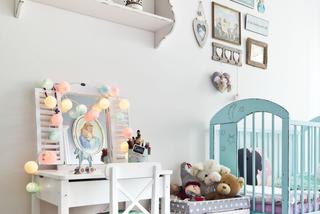 Biało - pastelowy pokój dziecka