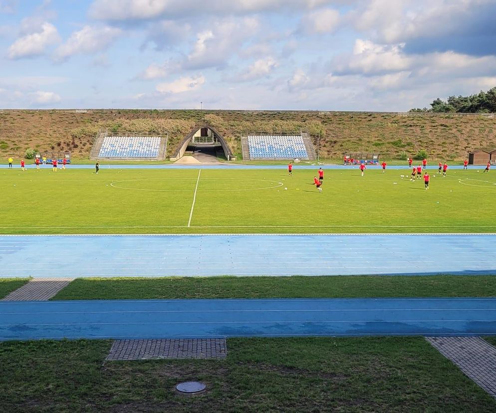 Piłkarska uczta na stadionie przy Żeromskiego