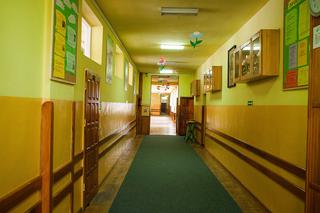 Szkoła, korytarz