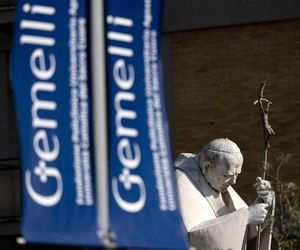 Msza Św. w klinice Gemelli