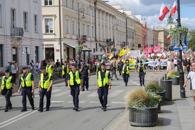 Marsz dla Palestyny przeszedł w niedzielę, 17 sierpnia ulicami Warszawy