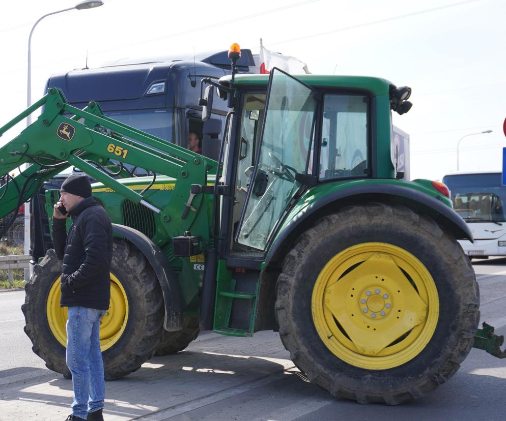 Protest rolników 21 marca na węźle Tatary w Lublinie