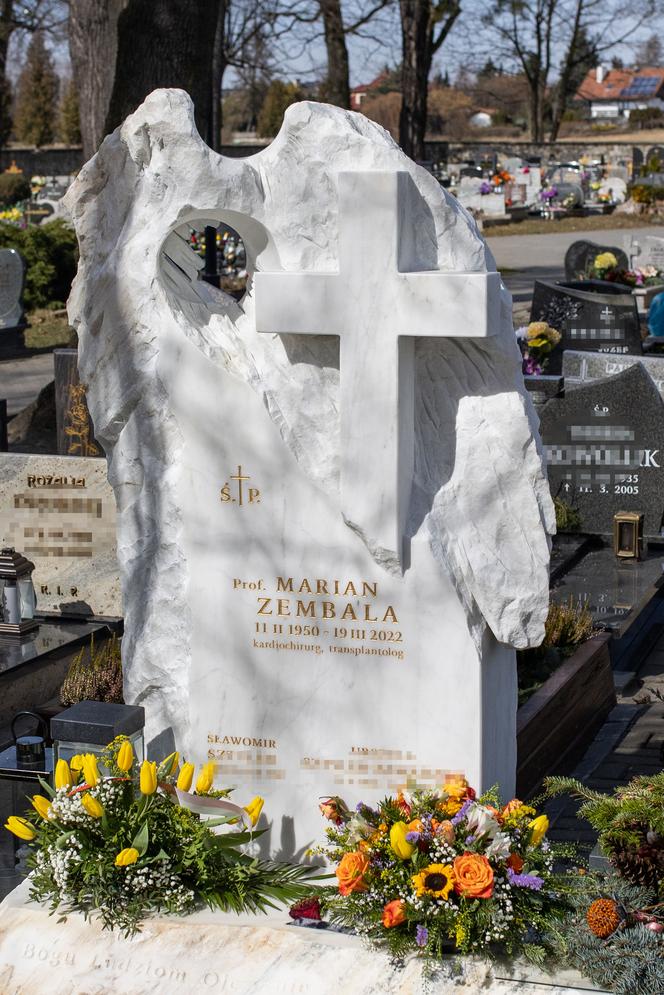 Tak wygląda grób Mariana Zembali rok po jego śmierci