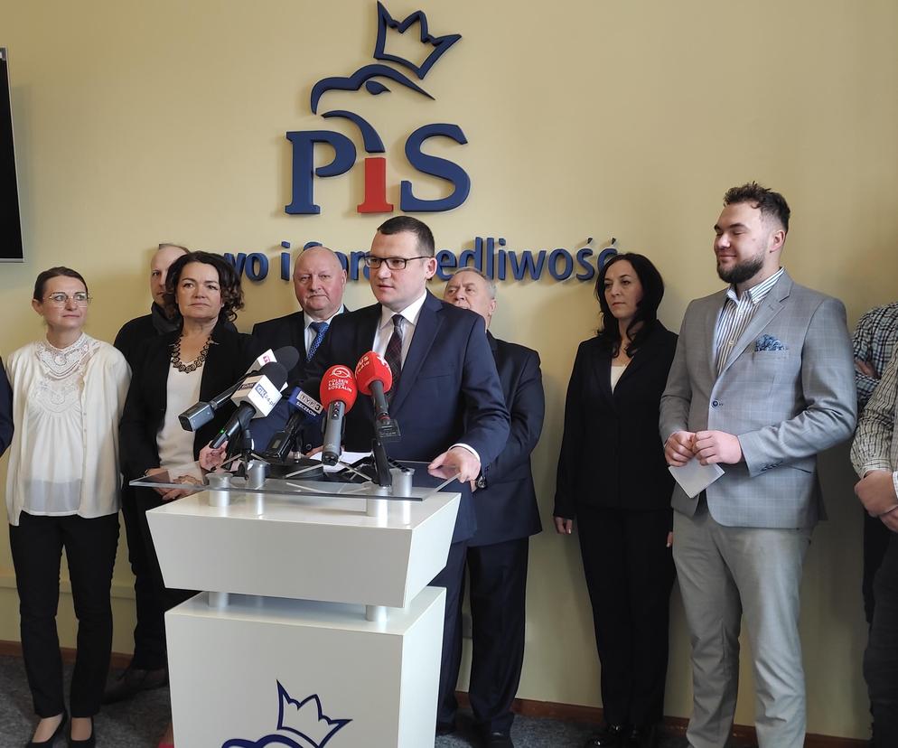Kandydatów PiS do Rady Powiatu Koszalińskiego przedstawił poseł Paweł Szefernaker. 