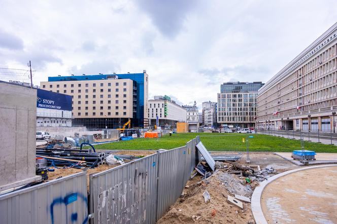 Parking podziemny pod placem Powstańców Warszawy w budowie